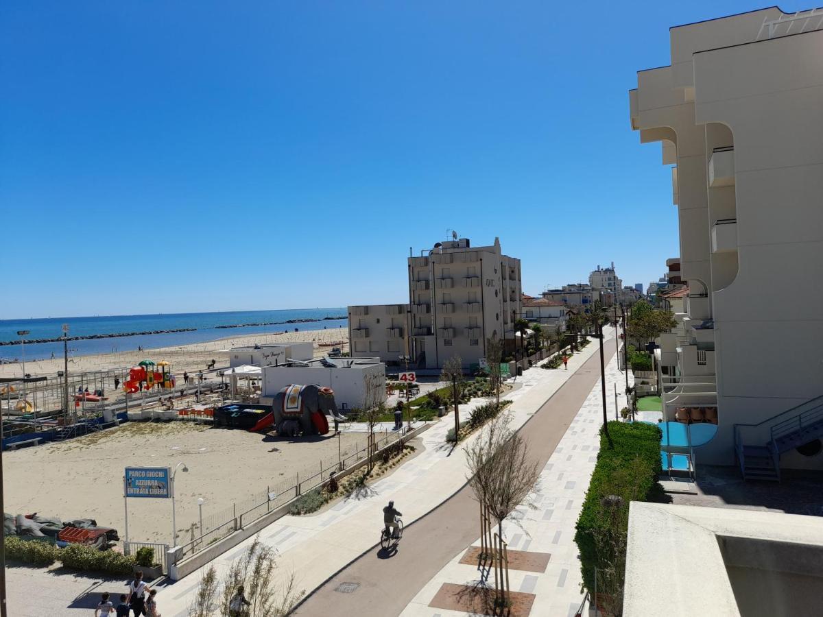 Appartamento Vista Mare Viserbella, Vicissimo Alla Fiera Rimini Exterior photo